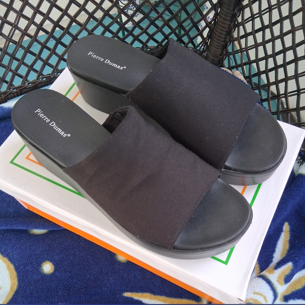 Pierre Dumas Black Women's Clogs